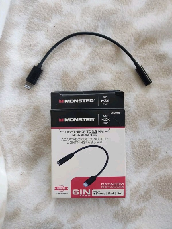 Monster xxx to 3.5 mm Jack Adapter