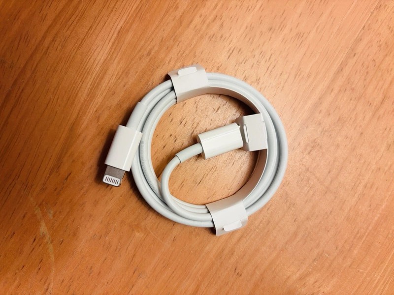 Apple USB-C to Lightning Charging Cable – (1m/3.5ft) Genuine OEM MFI Used