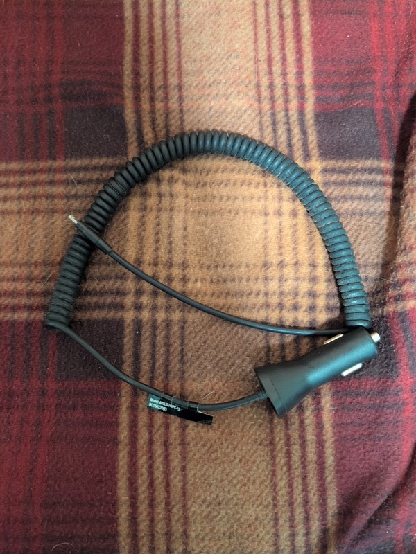 verizon 12v Car Plug to Proprietary Apple Charging cable