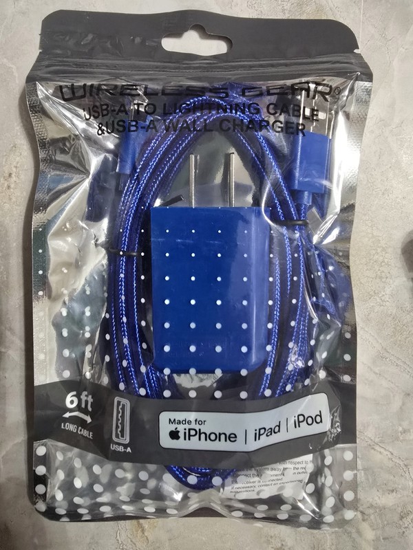 Wireless Gear 6ft Fast Charge Cable USB Wall Charger Blue iPhone iPad Bundle