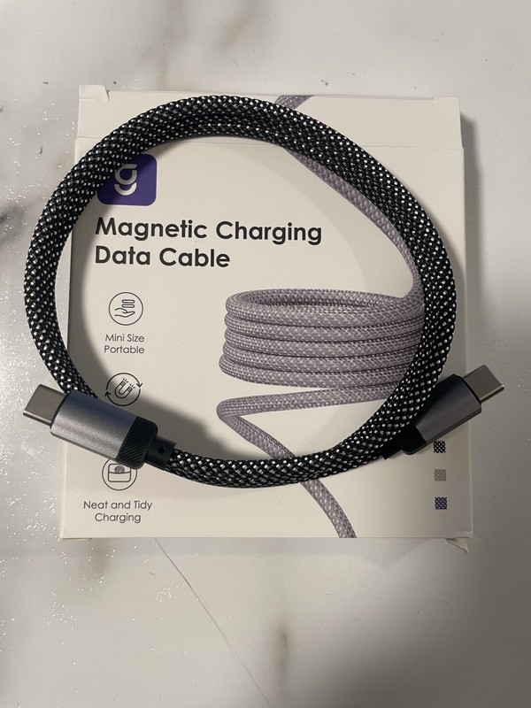 Magnetic Tangle Free Charging Cables 2 Pack C to C & USB To Apple Device