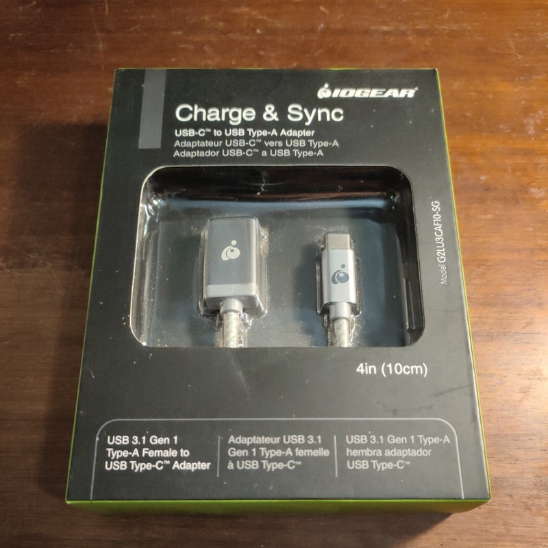 NIB NEW IOGEAR USB 3.0 Type-C Male to Type-A Female Charge & Sync Adapter
