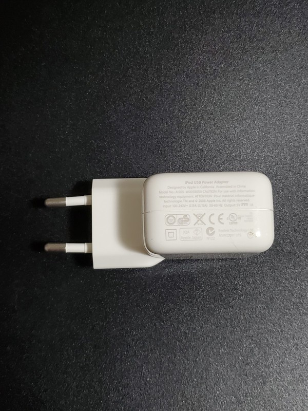 Genuine Apple iPod USB Power Adapter A1205 Power Supply gallery