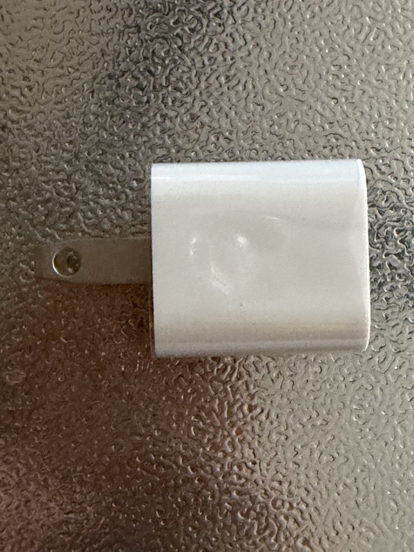 Genuine OEM Apple A1385 5W USB Travel Power Adapter Cube Charger iPhone iPad gallery