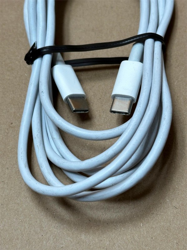 6x Pack Lot Genuine OEM Apple 3M 6.6' 240W USB-C to USB-C Charge Cables gallery