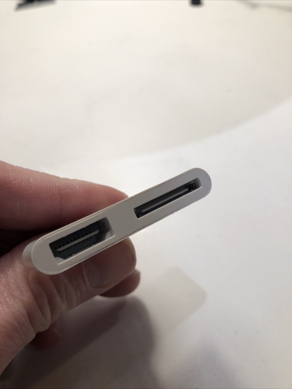 iPad 30 pin Apple iPhone and iPad mirroring cable To HDMI With Charger Support gallery