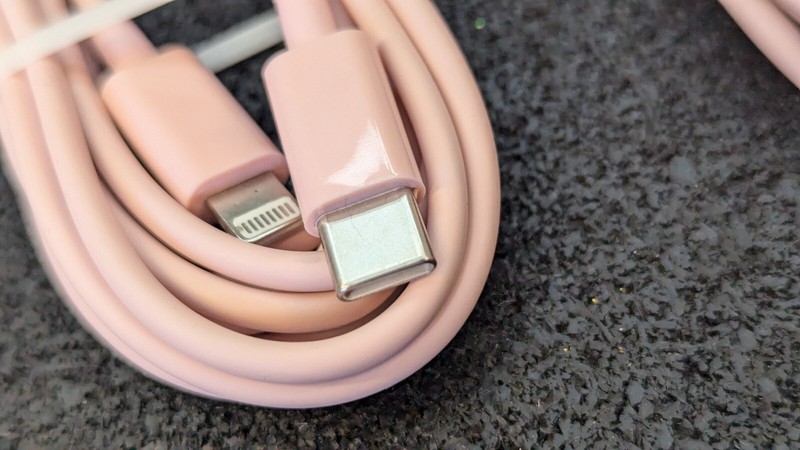 🔥Lot of 10 New🔥 6ft PD Fast Charger USB C/Type-C to Lightening Cable - Pink gallery