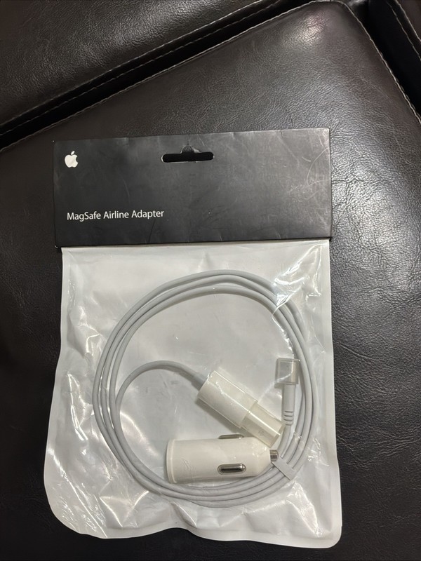 Apple MagSafe Airline AC Adapter MB441Z/A
