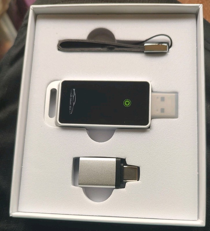 Wireless CarPlay Adapter for iPhone, Convert Wired to Wireless Apple CarPlay,,, gallery