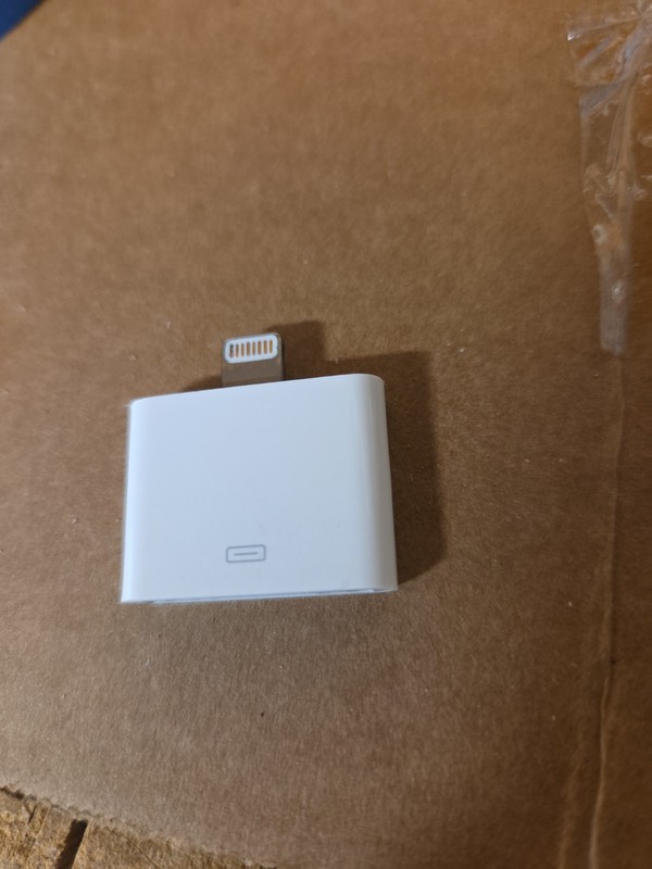 Apple Lightning to 30-Pin Adapter A1468 Genuine OEM Connector tested works