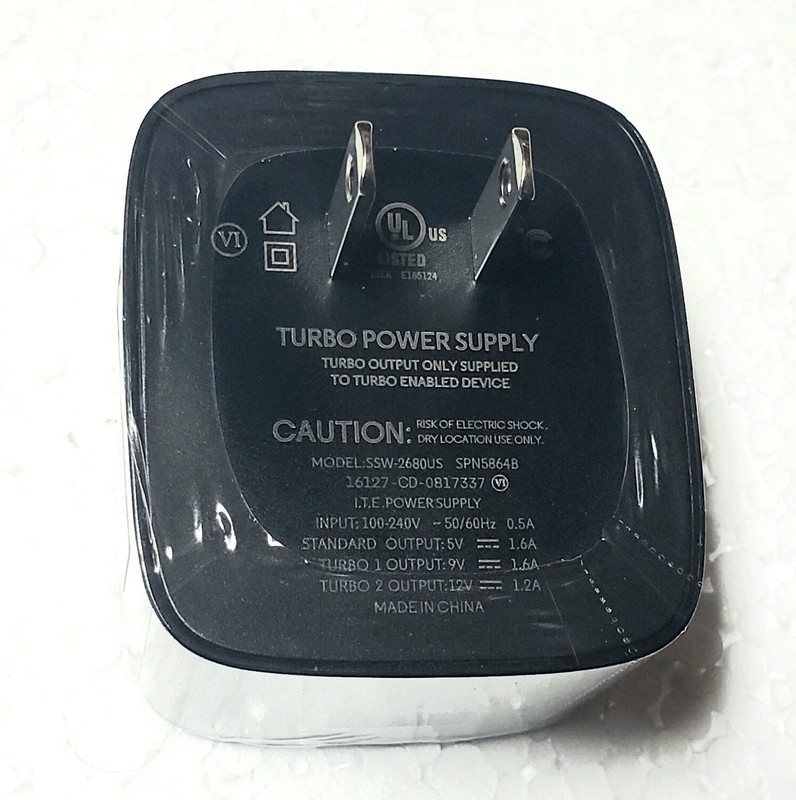 Motorola Oem 15W TurboPower Wall Charger with Original Micro & Type - C Cable gallery
