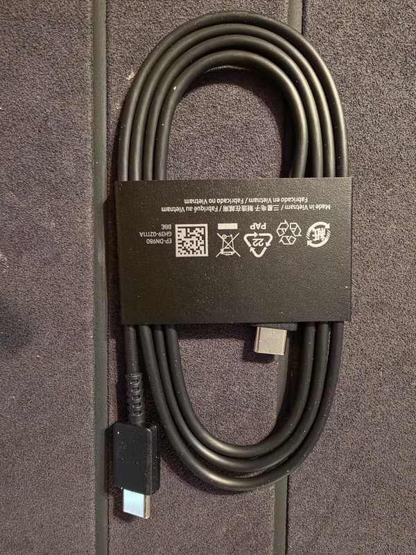Samsung USB-C to USB-C charging cable 3.3 feet long Cable Only No Power Adapter gallery