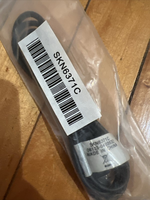Motorola SKN6371C Mini USB Data Cable 07026-BK-0091329 New gallery