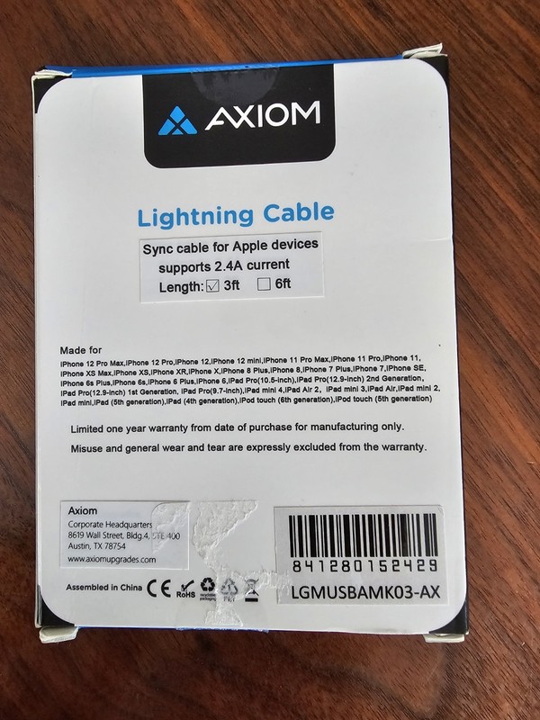 Apple 3ft. (1m) Lightning to USB Cable - Black gallery