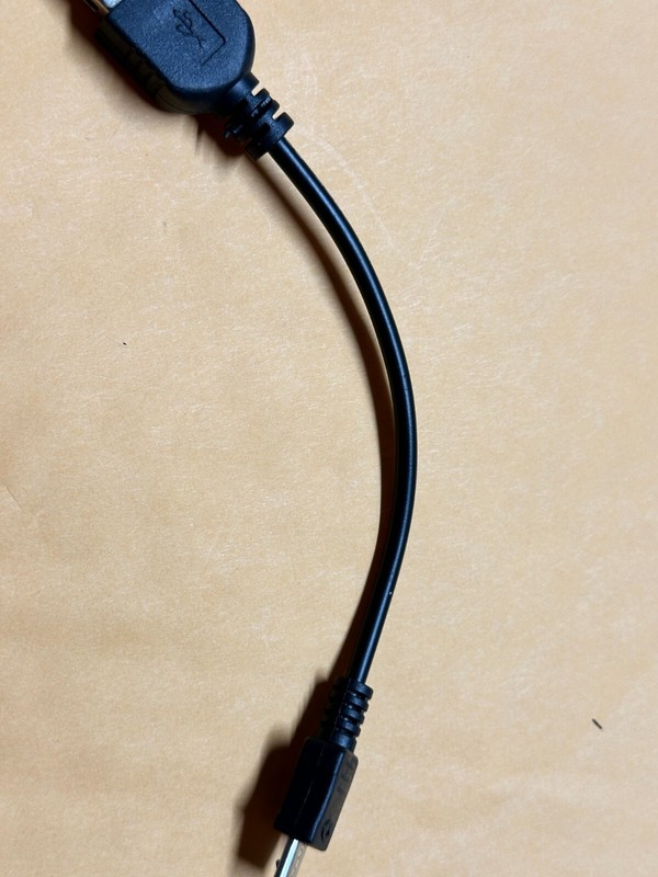Heavy duty unbranded 6"Micro black USB cables for phones, pc's, gps or more. gallery