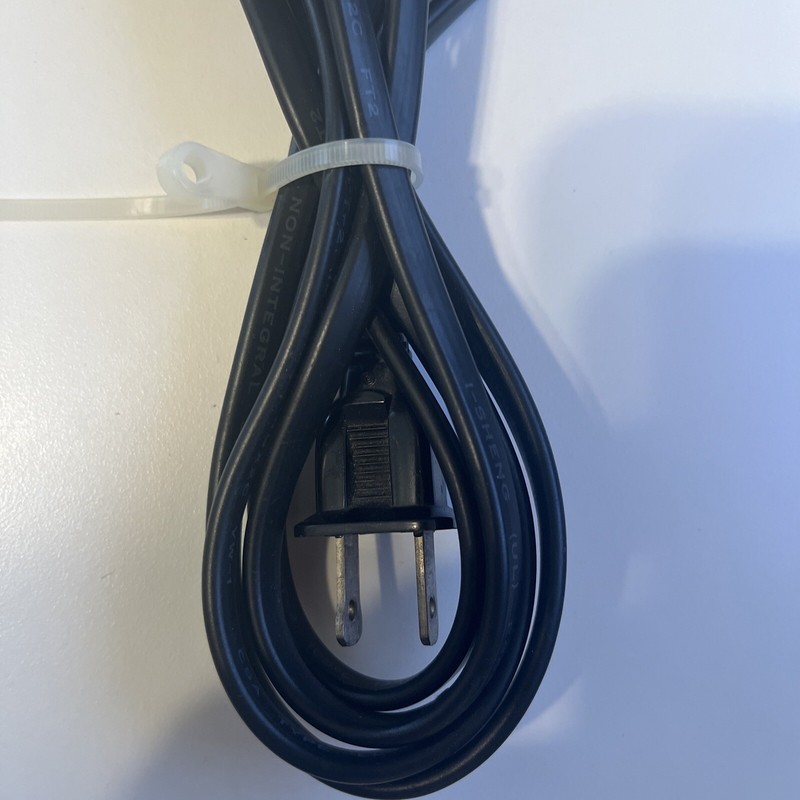 I-Sheng (IS-033) 6Ft 125V 7A 2-Prong Power Cable - Black gallery