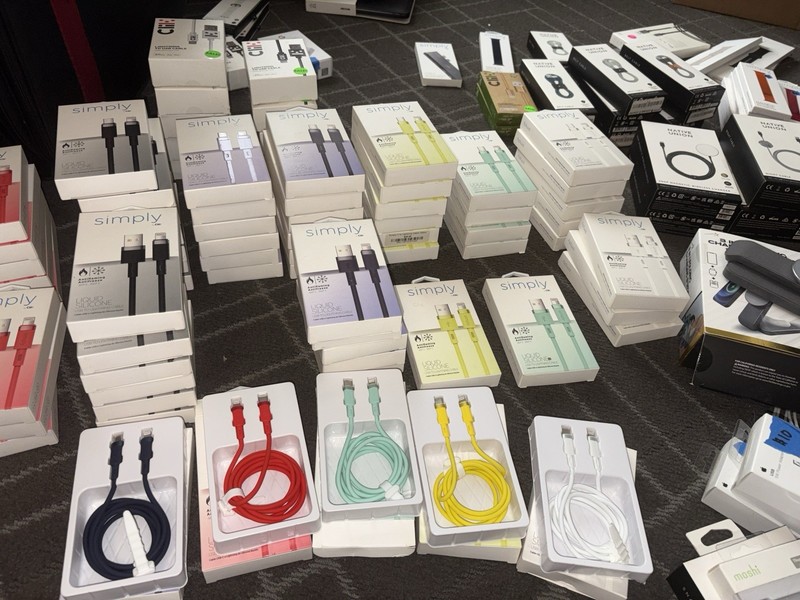 Simply by Clik Liquid Silicone USB Cable 1.2m Quick Charge