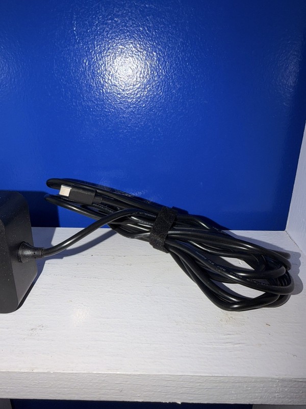 JSAUX 45W USB-C PD Charger Fast Power Adapter 5ft Cable Right Angle gallery