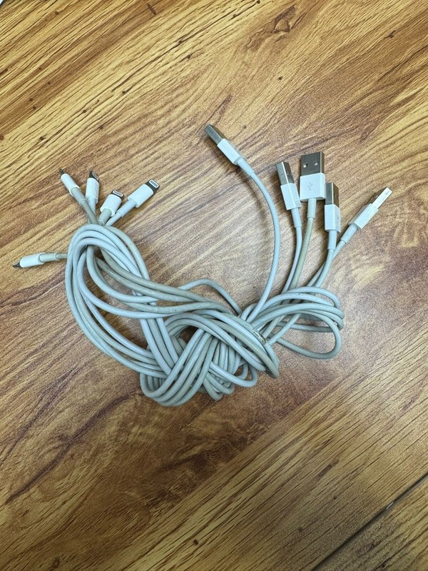 5 PACK Genuine OEM Apple iPhone Lightning to USB Cable Charger Cord 1M Original gallery