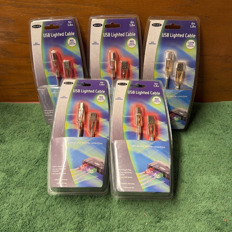 5-Bellkin Lighted Usb Cables 4-6 Ft. Red And 1-6Ft Clear.