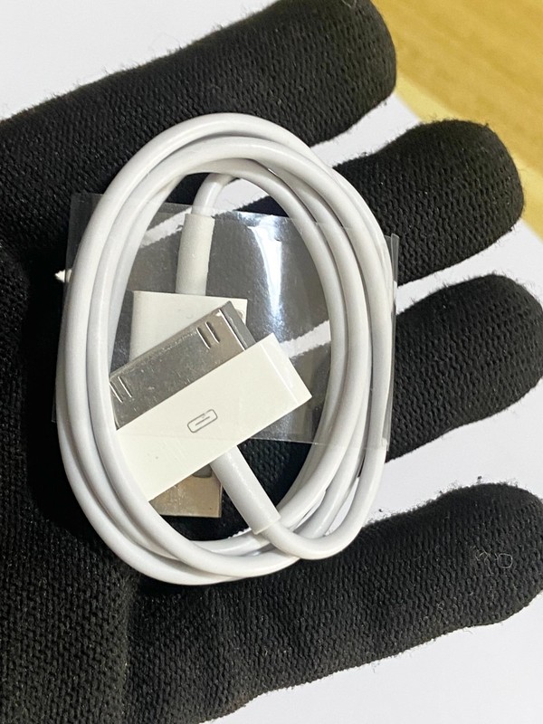 30 Pin USB Data Sync Cable Charger For iPhone 4/ 4S /3GS/2G iPod Nano iPad 1/2/3 gallery