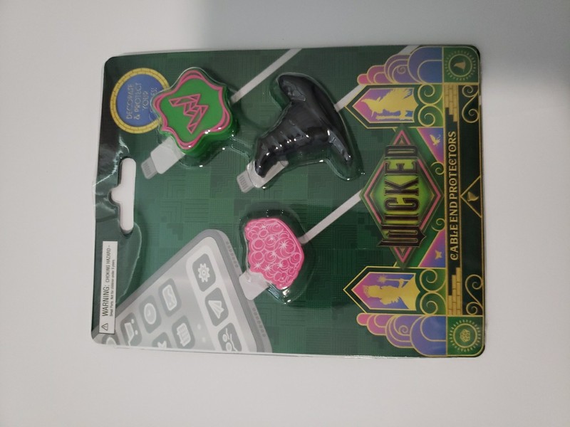 Movie Wicked Cable End Protectors Decorate W/Witch Hat, Crown & Wicked Universal gallery
