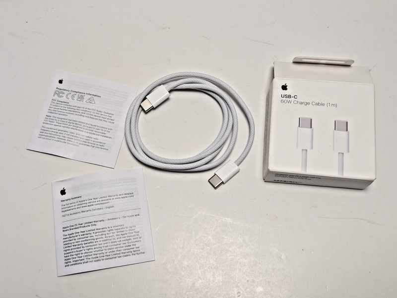 Apple 60W USB-C Charge Cable 1m Woven A2795 MW493AM/A Open Box gallery