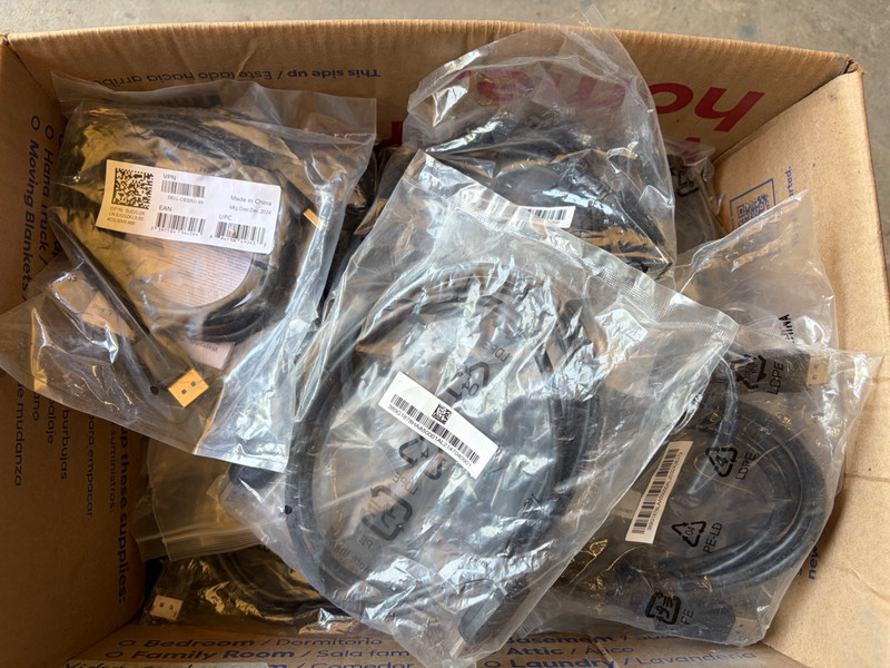 Mixed Lot of 61 New DisplayPort Cables Male to Male
