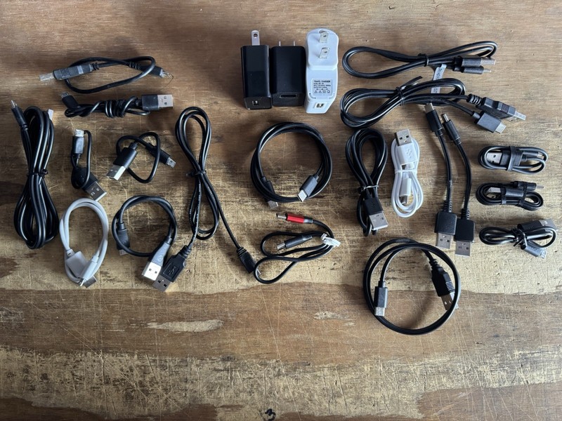 Lot of 20 Charging Cables Various Length & Types W/ 3 Wall Chargers Free Ship