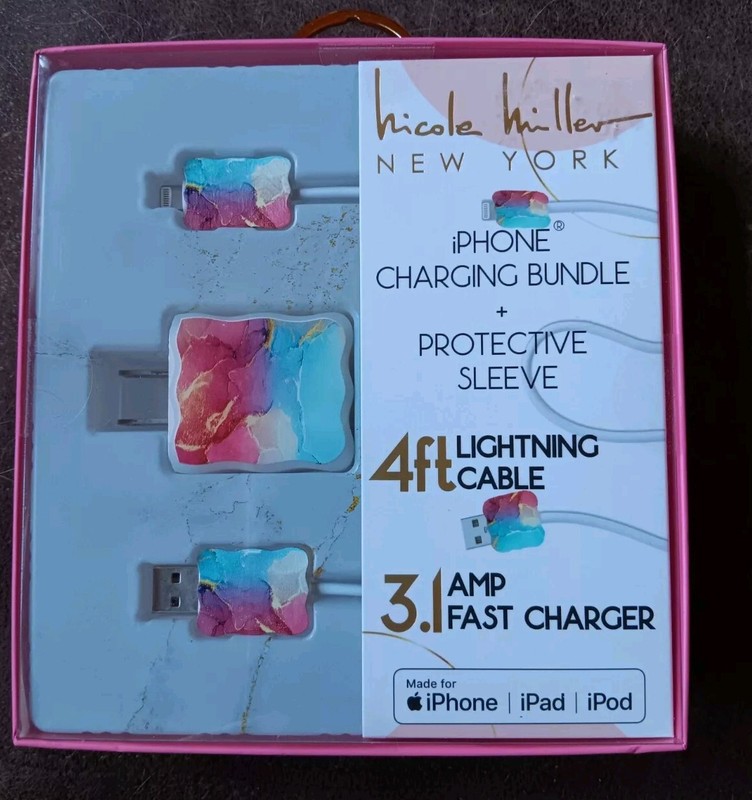 Nicole Miller New York iPhone Charging Bundle