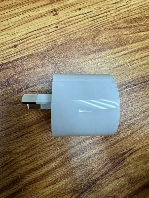 Meta Wall Charger usb-C Fast Charging Cube 18W for Australia gallery