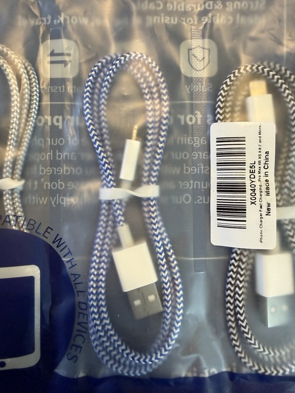USB-C 60W Fast Charging Cable Set for iPhone 16/Pro/Max 3-Pack gallery