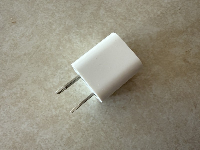 Genuine OEM Apple A1385 5W USB Travel Power Adapter Cube Charger iPhone iPad