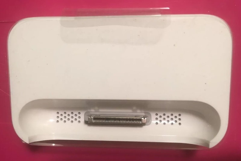New OEM & Original Packaging – Apple iphone 2g dock !