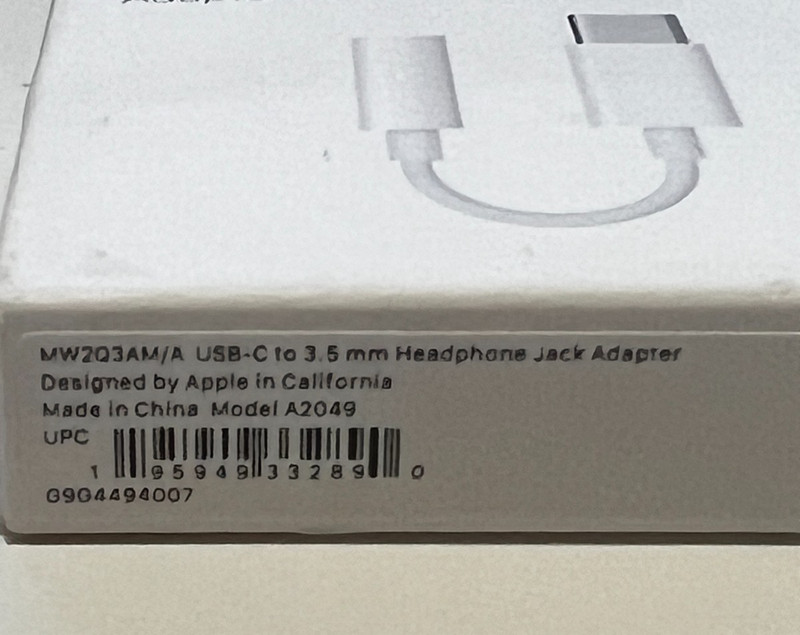NEW IN BOX - Apple USB-C to 3.5mm Headphone Jack Audio Adapter, White (A2049) gallery