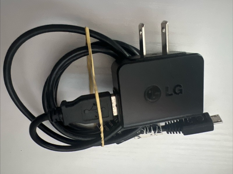LG-DLC100 Model STA-U17WT AC Adaptor Power Supply Cellphone Charger S/N BA23 EUC gallery