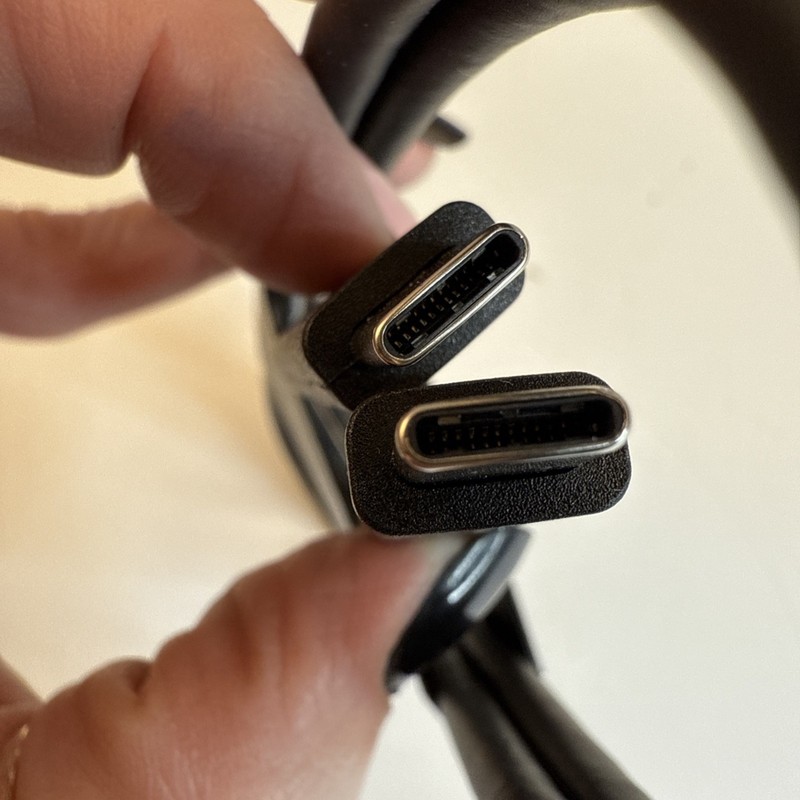 USB-C to USB-C Cable, 3 Feet, 10Gbps, 100W, 5A NWT gallery