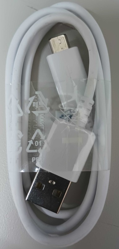 SAMSUNG Foot USBCable Portable,Compact,Flexible and Durable Micro USB ECB-DU68WE