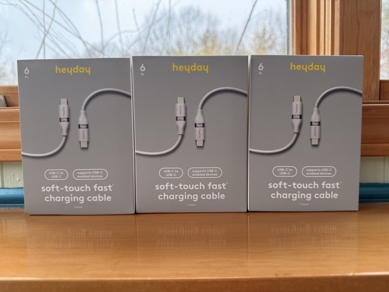 NEW 3pk of 6′ USB-C to USB-C FAST CHARGING soft-touch Cable – heyday White Clay