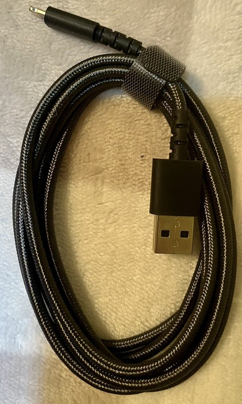 Anker USB Apple Cable 3ft Black Nylon Braided Charge Cord In Cloth Bag gallery