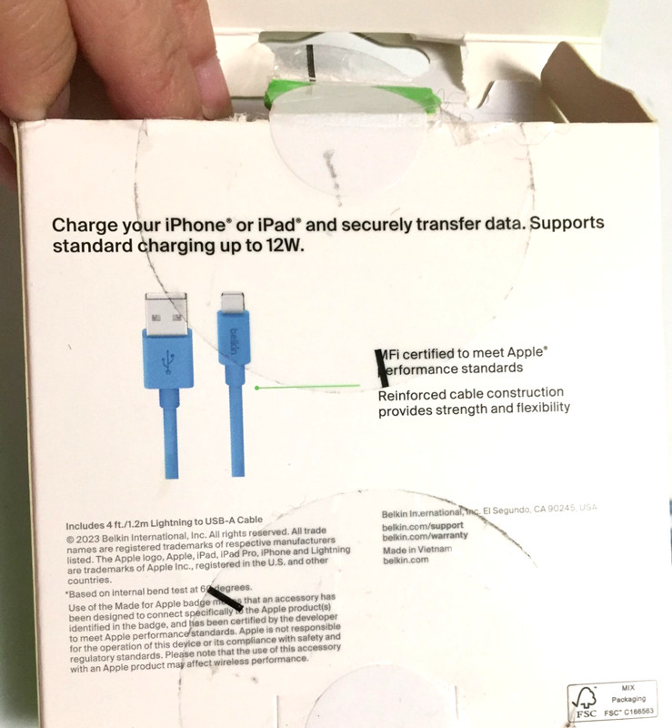 Belkin Boost Charge USB A Cable MFI Certified Cable 4 Ft. Blue Plastic gallery