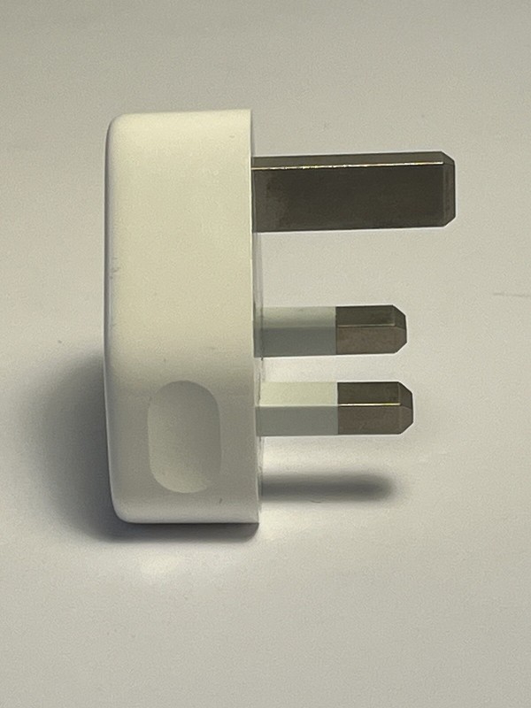 Original Apple USB Charger A1399 Plug Travel Adapter- 3-pin UK plug. gallery