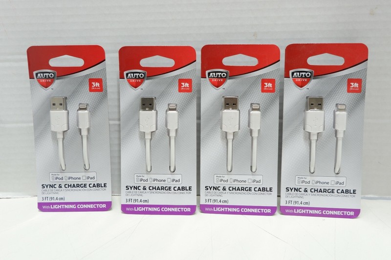 4 Auto Drive 3ft USB Charge/Sync Cable