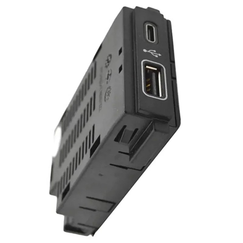 Double Output Vehicle USB Socket Compact Design Optimized For Electronic Devices gallery