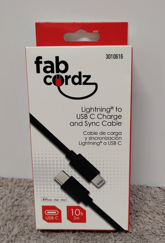 NEW Fabcordz USB C Charge and SYNC Cable 10Ft. / 3010616. (03)