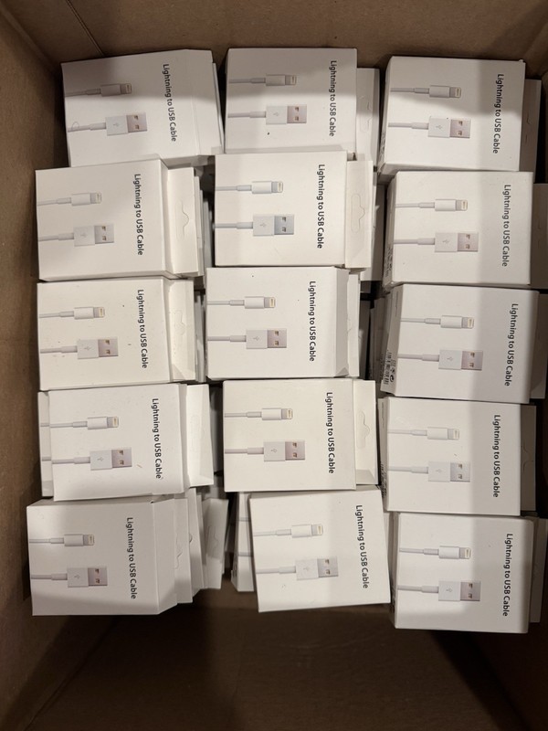 USB-A to iPhone 7,8,X1m White for Apple iPhone Data Sync Lot of 150 gallery