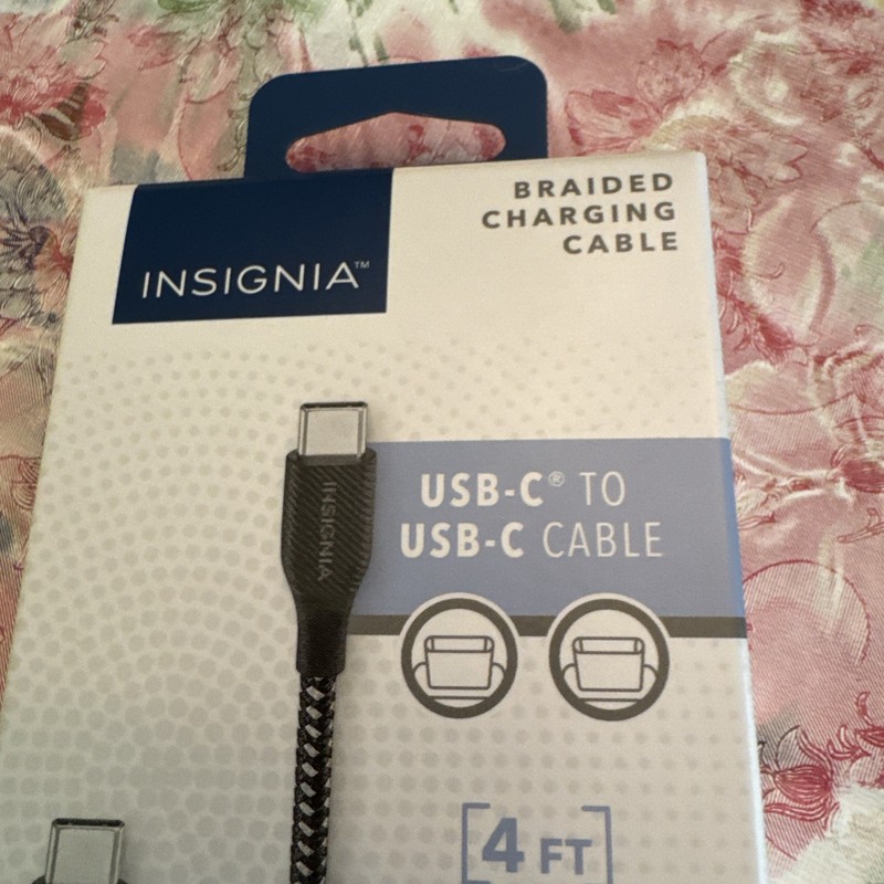 Insignia 4 Foot Micro USB 3.0 Charging or Sync Cable NIB gallery