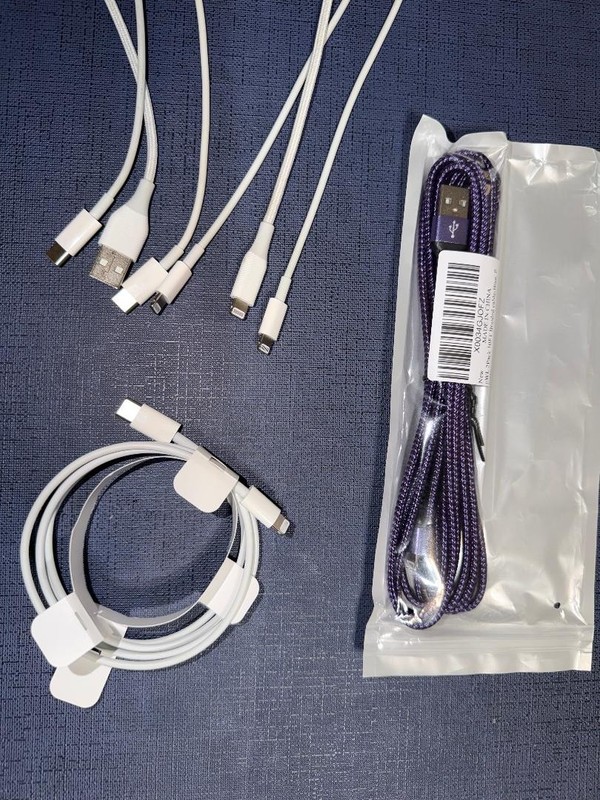 FOR APPLE LOT OF LIGHTING ADAPTER CABLES TO USB-C AND USB ORIGINAL