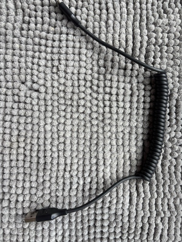 coiled cable from usb to Phone 📱 cable