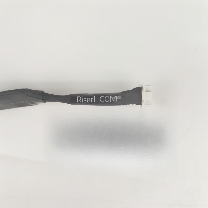 Brand new Dell R750XS 2U MIC R1 15/16G OEM cable R4C4X 0R4C4X 42cm gallery